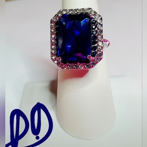 Princess Cut Blue Sapphire & White Baguette Diamond Ring on 925 Sterling Silver - Picture 3 of 7